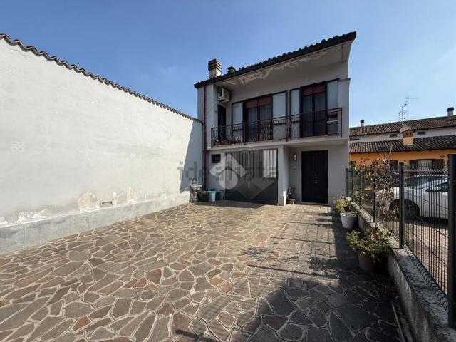 Casa in vendita a Trescore Cremasco, Lombardia