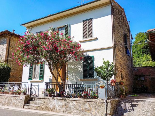 Casa in vendita a Unione dei Comuni Circondario dell'Empolese Valdelsa, Montaione