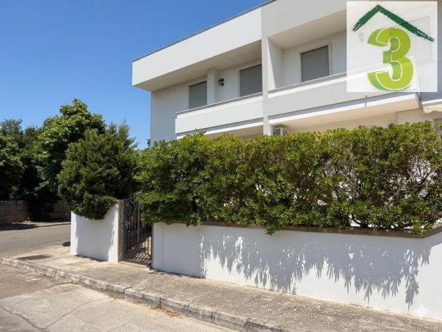 Casa in vendita a Sant'Eufemia, Puglia