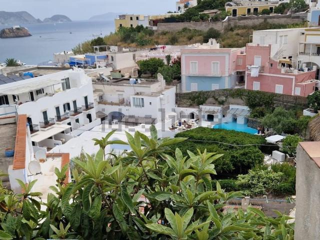 Casa in vendita a Ponza, Lazio