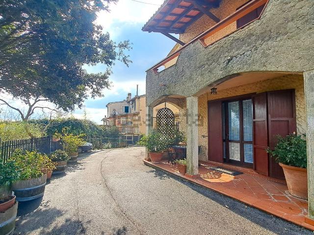 Casa in vendita a Cinigiano, Toscana