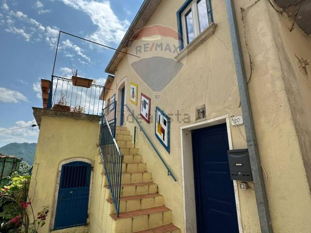 Casa in vendita a Cerro Al Volturno, Molise