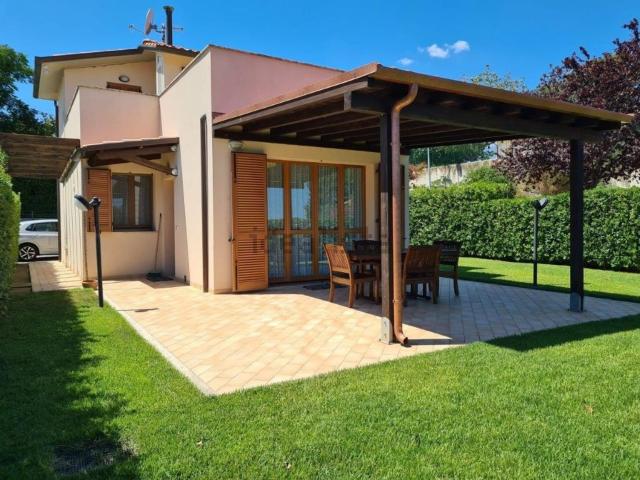 Casa in vendita a Marcelli, Numana