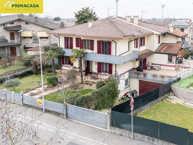 Casa in vendita a Albaredo D'adige, Veneto