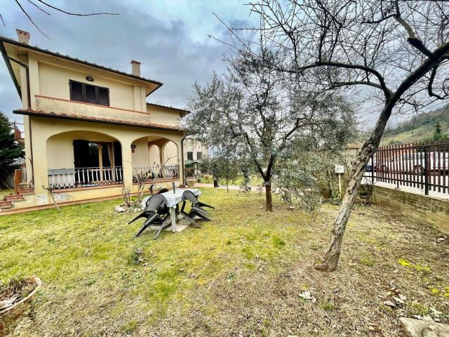 Casa in vendita a Figline e Incisa Valdarno, Figline Valdarno
