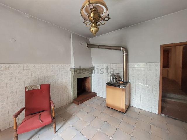Casa in vendita a Schignano, Vaiano