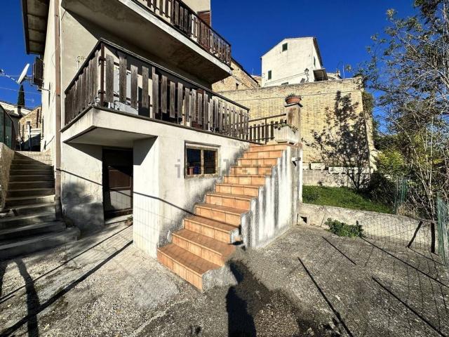 Casa in vendita a Marche, Fermo