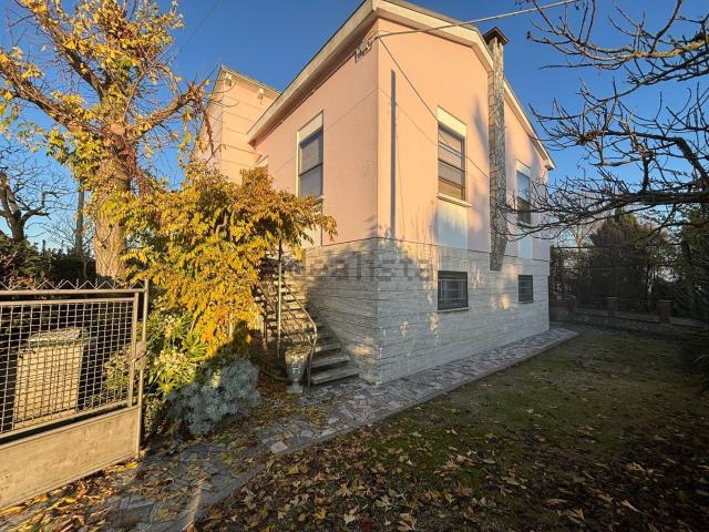 Casa in vendita a Ravenna, Reggio Emilia