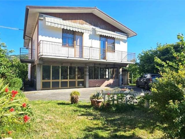 Casa in vendita a Unione di Comuni della Romagna Forlivese, Predappio