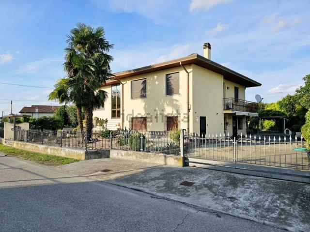 Casa in vendita a Solesino, Padova