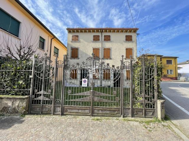Casa in vendita a Belfiore, Veneto
