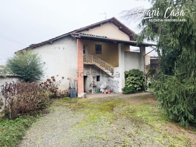 Casa in vendita a Piemonte, Novara