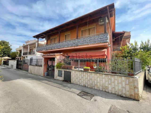 Casa in vendita a Castelverde, Roma Capitale