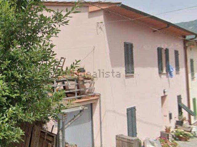 Casa in vendita a Vernio