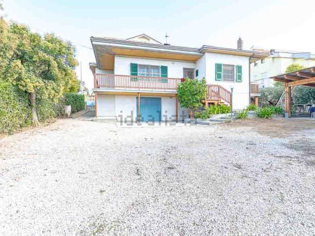 Casa in vendita a Tortoreto, Teramo