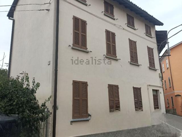 Casa in vendita a Redavalle, Lombardia