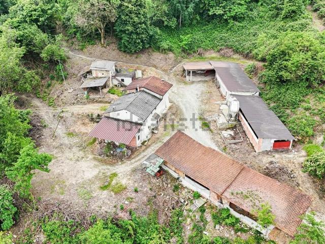 Casa in vendita a Revello, Cuneo