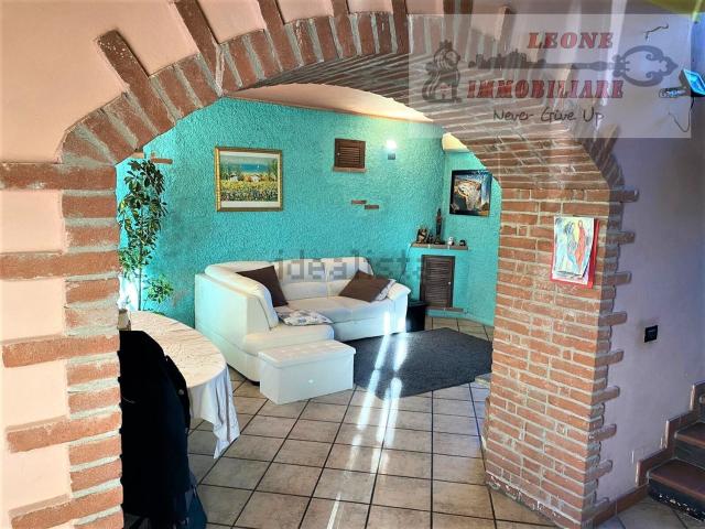 Casa in vendita a Bornasco, Lombardia