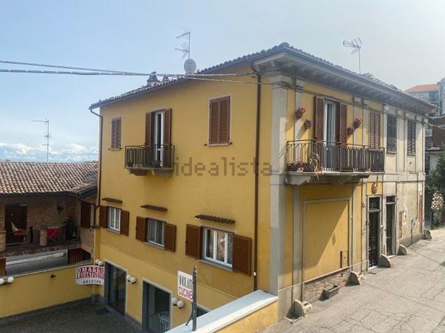 Casa in vendita a Piemonte, Asti