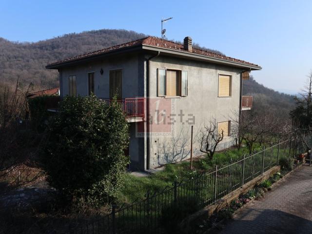 Casa in vendita a Comunità Montana Valli del Verbano, Capodisotto