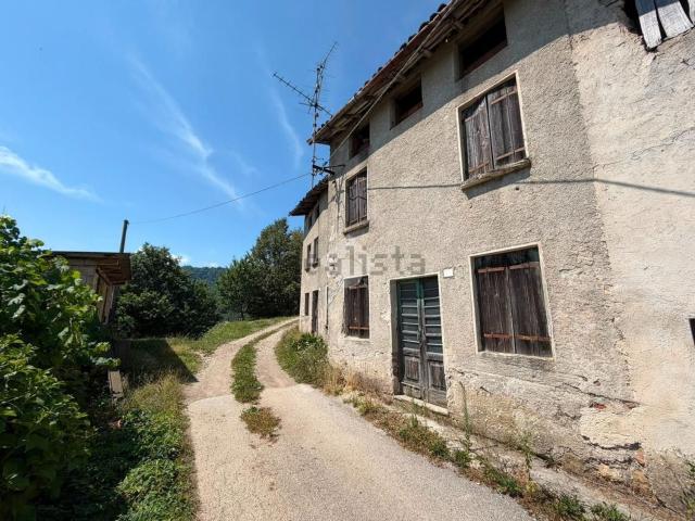 Casa in vendita a Torrebelvicino, Veneto