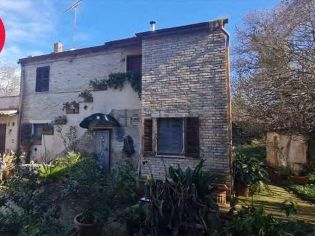 Casa in vendita a Rione Murato, Marche
