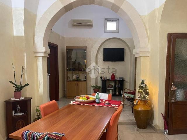 Casa in vendita a Puglia, Taranto