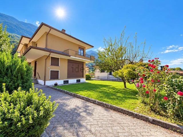Casa in vendita a Violina, Rogolo