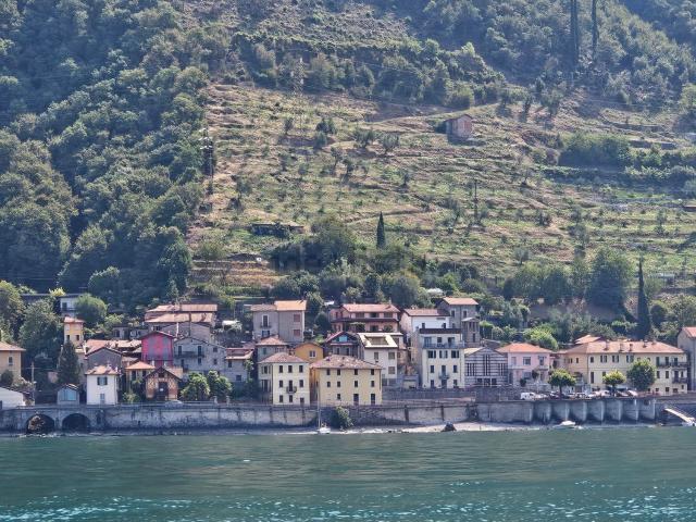 Casa in vendita a Pino, Varenna