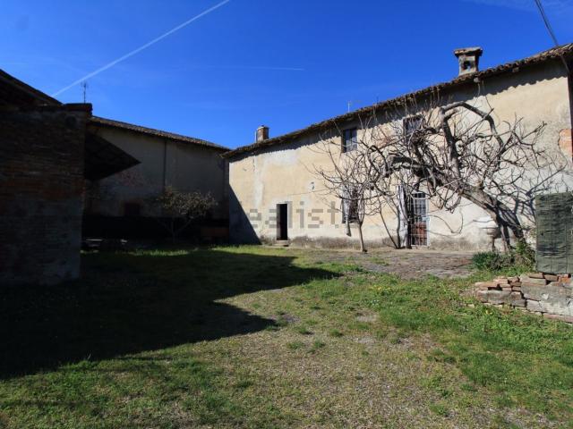 Casa in vendita a Borgonovo Val Tidone, Reggio Emilia