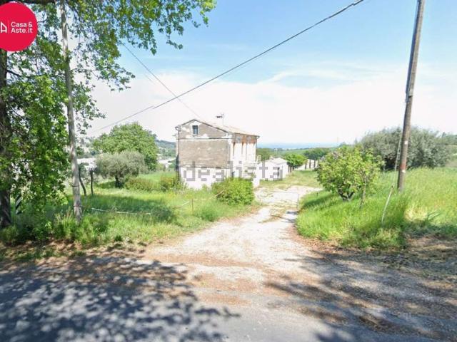 Casa in vendita a Marche, Macerata
