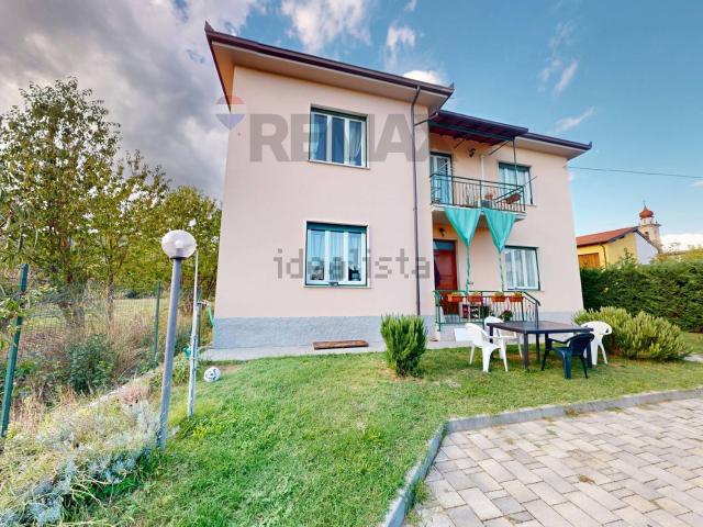 Casa in vendita a Castel de' Ratti, Borghetto di Borbera