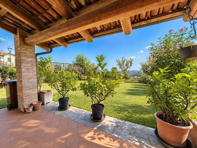 Casa in vendita a Montelupo Albese, Cuneo