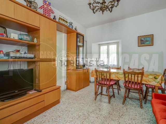 Casa in vendita a Comunità Montana Valli del Verbano, Gavirate