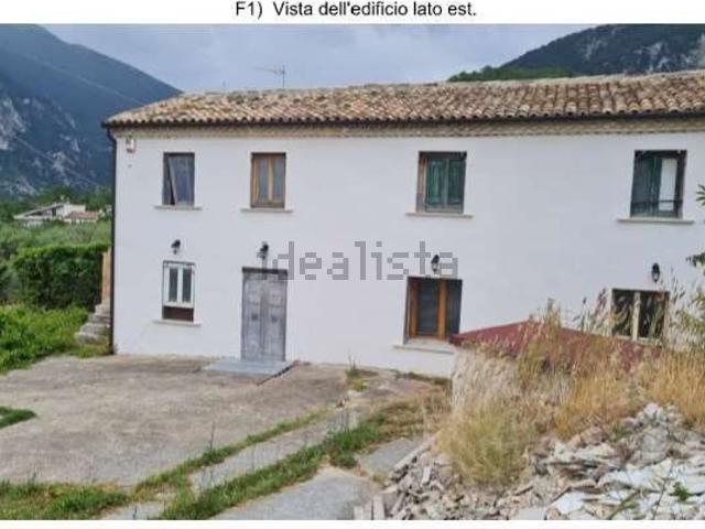 Casa in vendita a Castiglione A Casauria, Abruzzo