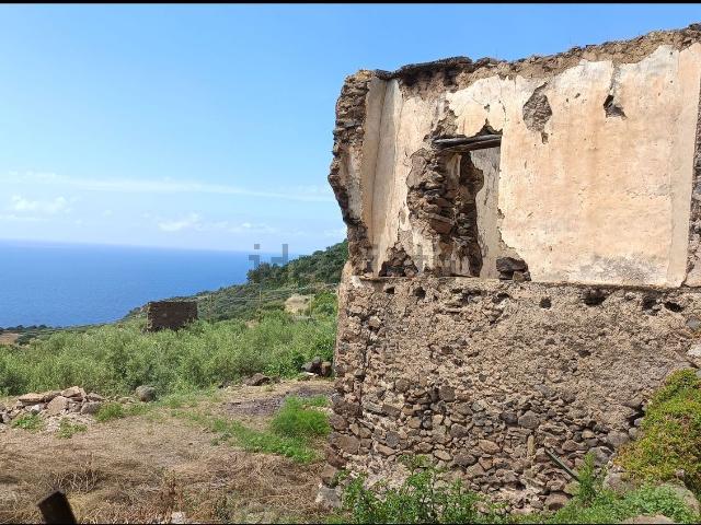 Casa in vendita a Panarea, Sicilia