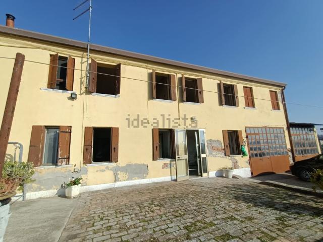 Casa in vendita a Adria, Veneto