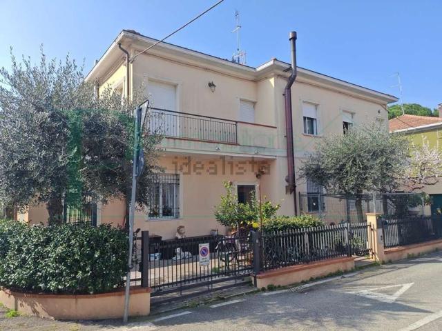 Casa in vendita a Rimini, Reggio Emilia
