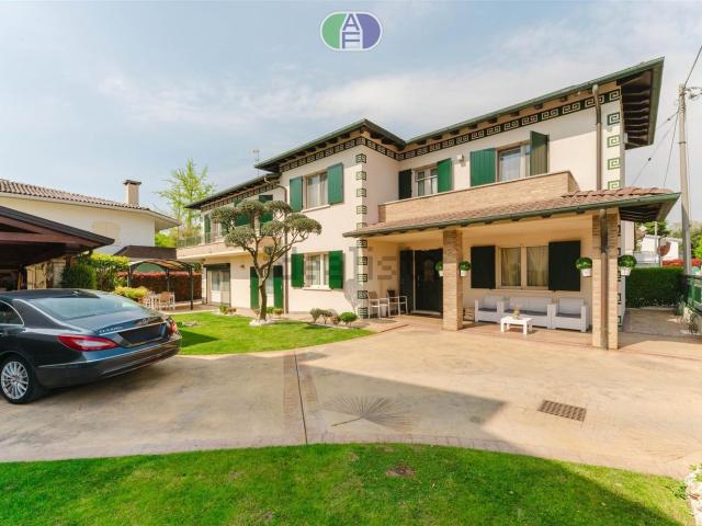 Casa in vendita a Noale, Veneto
