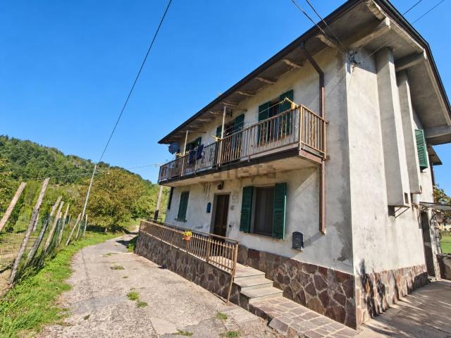 Casa in vendita a Cadodolo, Aulla
