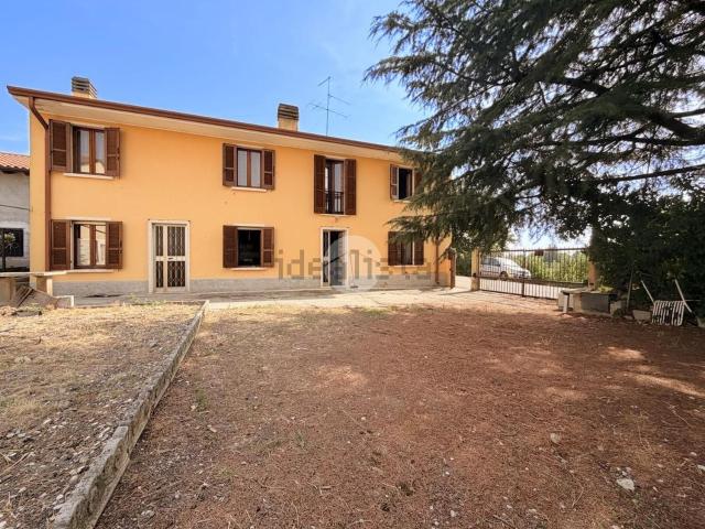 Casa in vendita a Sud-Est, Brenzone