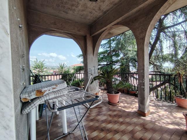 Casa in vendita a Santa Venerina, Sicilia