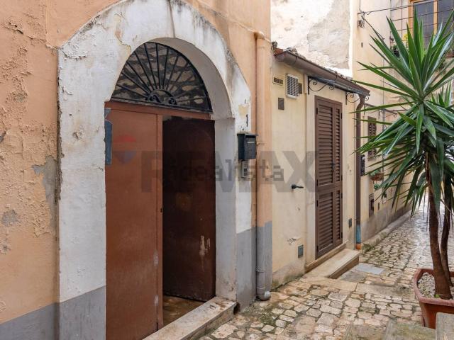 Casa in vendita a Balata, Cava D'aliga