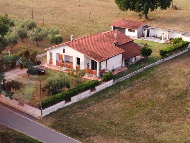 Casa in vendita a Roccasecca, Frosinone