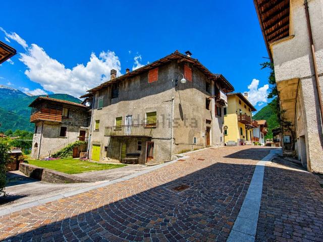 Casa in vendita a Comunità delle Giudicarie, Bondone