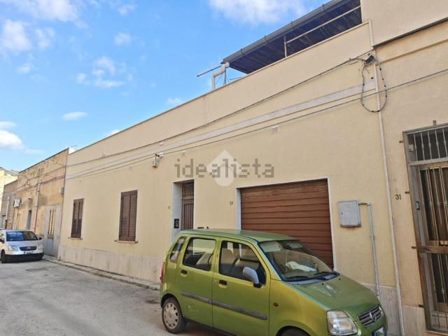 Casa in vendita a Trentapiedi, Erice
