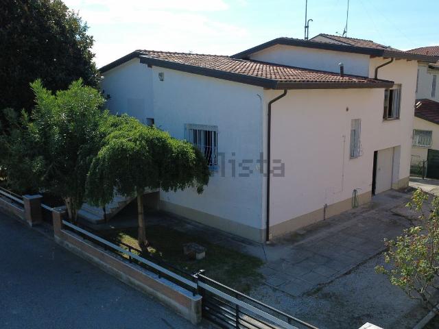 Casa in vendita a Bagnacavallo, Ravenna