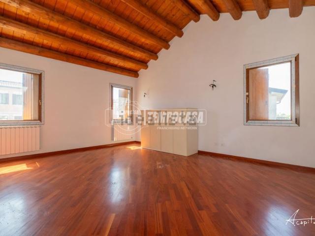 Casa in vendita a Adria, Veneto