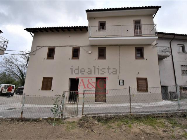 Casa in vendita a Marche, Fermo