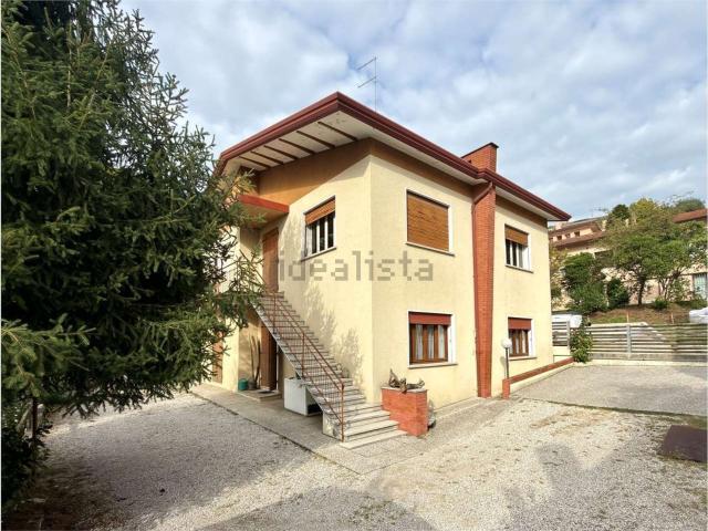 Casa in vendita a Conegliano, Treviso